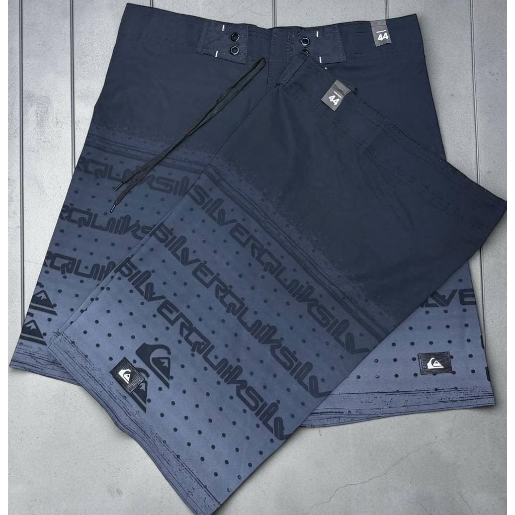 Bermuda Surf Masculina estampada no tecido elastano