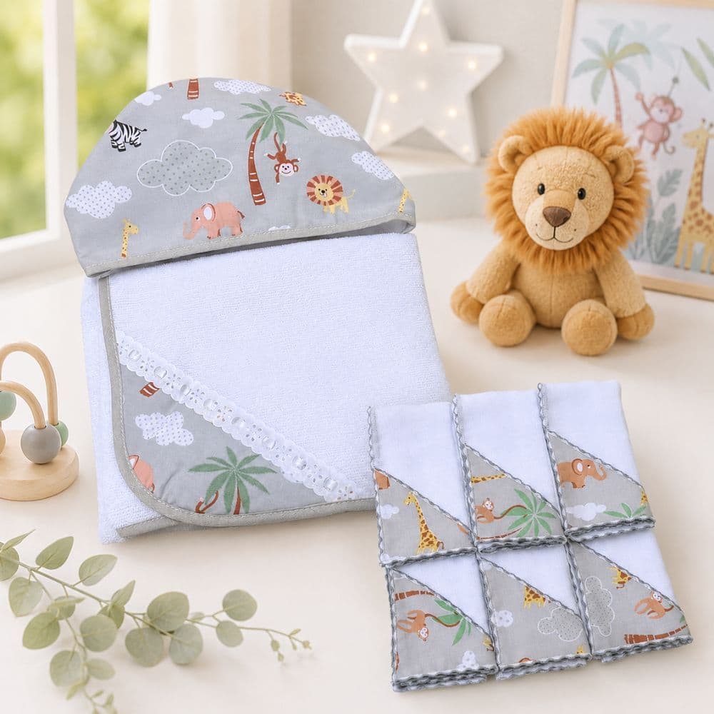 Kit Toalha de Banho para Bebê Forrada com Fralda + 6 Fraldinha Pano de Boca para Bebê Estampado