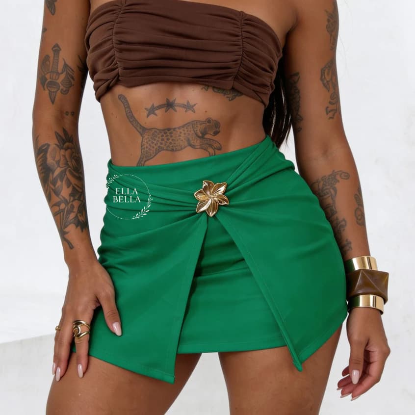 Short Saia Feminino Neoprene Cintura Alta com Fivela Flor Modela a Silhueta Não Marca Confortável Lançamento Inverno