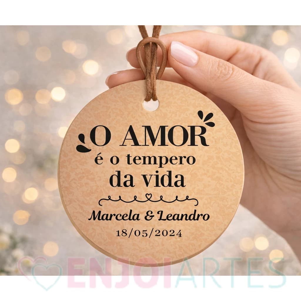 Mini tag Kraft Personalizada 2,5cm "O amor é o tempero da vida"