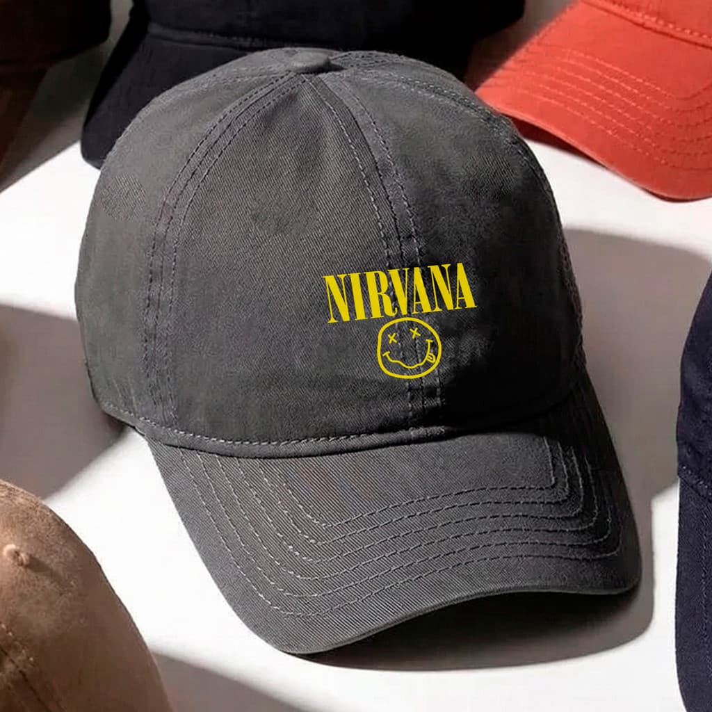 Boné Aba Curva Nirvana Smiley Face Logo Rock Unissex Ajustável Streetwear Preto