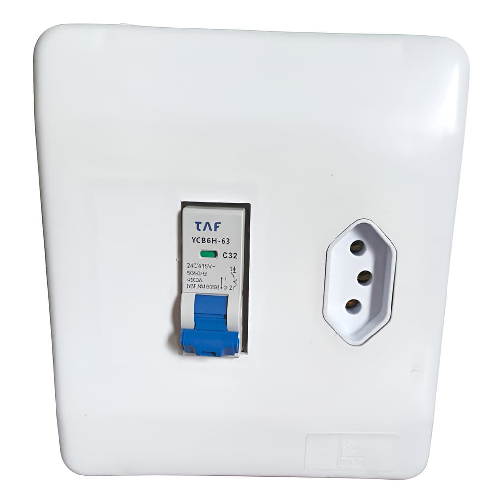 Caixa Disjuntor P/ Ar Condicionado C/1 Disjuntor + 1 Tomada 20A Cor Branco