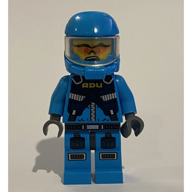 Lego Minifigure ADU Soldier, Orange Sunglasses, Dark Bluish