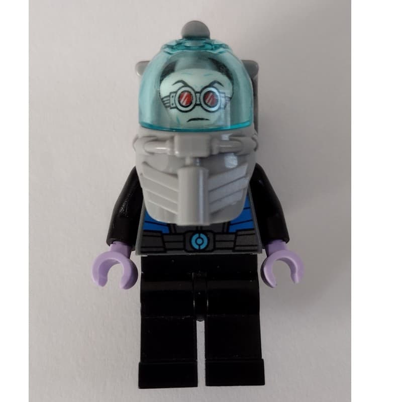 Lego Minifigure Mr. Freeze in Diver Helmet with Black Legs