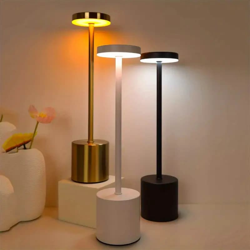 Luminária de Mesa Abajur Cabeceira Escrivaninha LED 3 em 1 Recarregável Tipo C Preto Cromado Dourado Vendido(s) - Preto