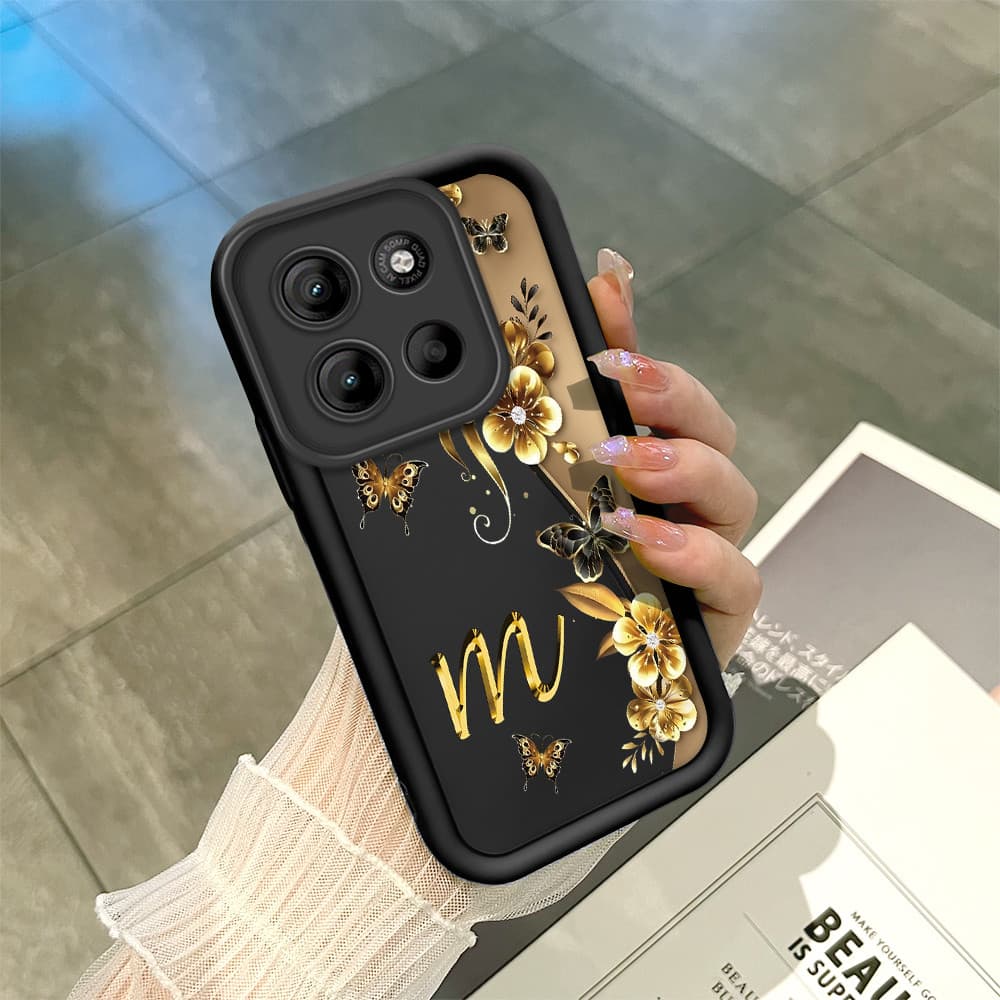 Capinha Estampa Letra Flor Para Motorola Moto G15 Capa Macia Silicone Preta Caso BTY 7493