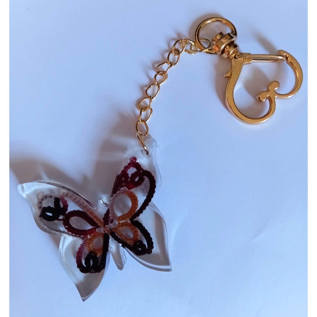 Chaveiro de Resina Com Detalhe Em Renda Frivolite Modelo AB12