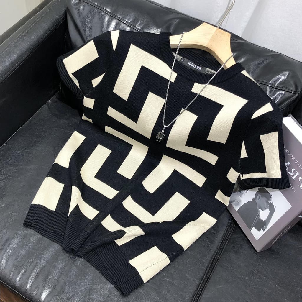 Camisa de fundo com padrão geométrico masculino Slim-fit Casual marca de manga curta malha Top roupas camiseta masculina