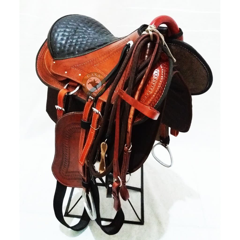 Sela Para Cavalo Australiana Tradicional Completa Couro Legítimo Armação Fibra de Vidro Super Oferta