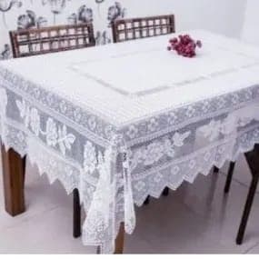 Toalha Mesa Em Renda Lisa Branca  Ou Estampada (Grossa) 4 Cadeiras 1,60 m x 1,.60 mts / Com Acabamento.***