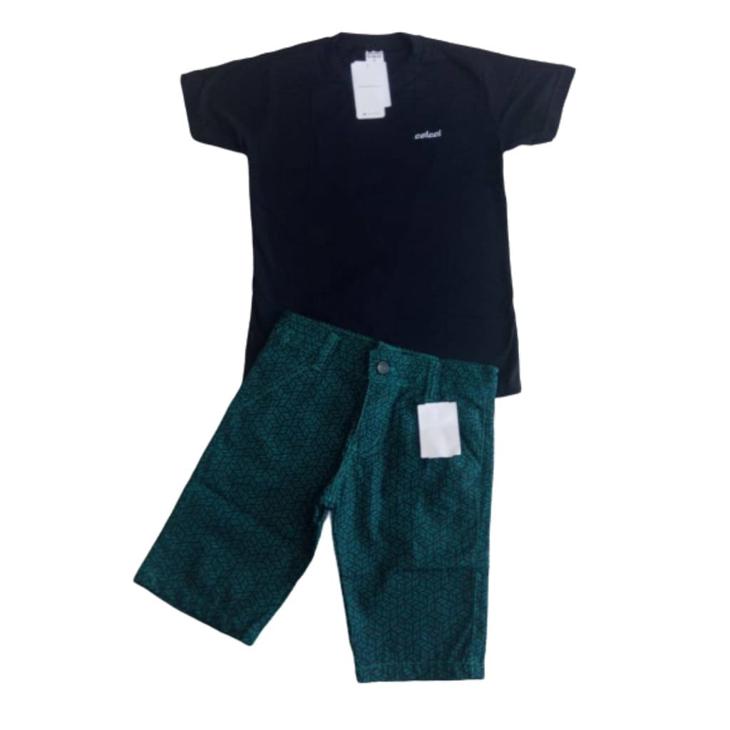Conjunto Masculino infantil menino 6 Conjunto Infantil Menino crianças Tamanho 6 8 10 e 12 Anos conjunto Composto Por 2 Peças Camisa e Bermuda Com Estampas Supermoderna Elegante A Camisa Possui Gola Careca com conforto e qualidade para o seu pequenininho