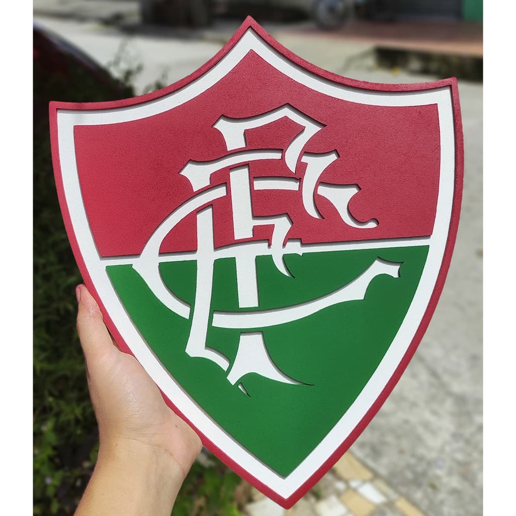 Trio de escudos Do Fluminense em Alto Relvo.