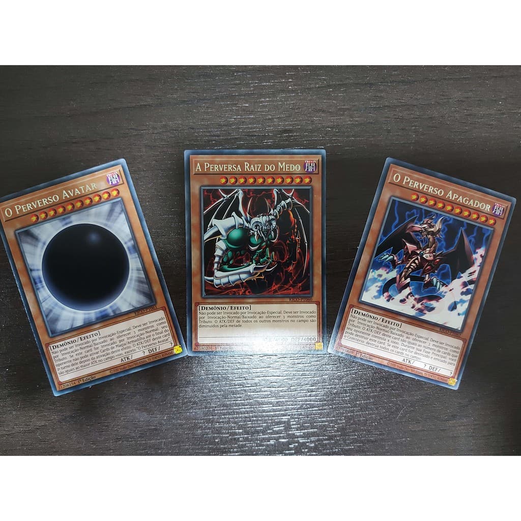 Cartas raras os três deuses perversos originais de yugioh