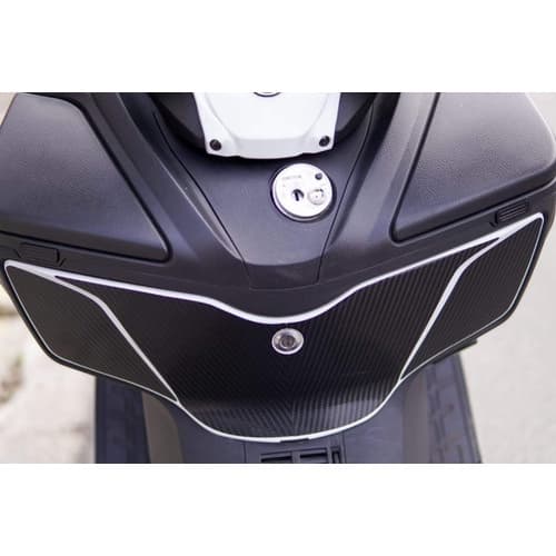 Adesivo Proteção Porta Luvas Maxsym 400i - Fibra De Carbono