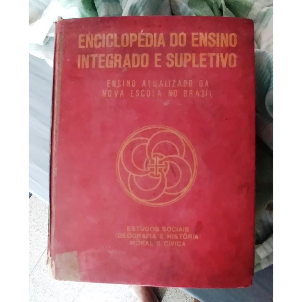 Enciclopédia do ensino integrado e supletivo - Estudos sociais (Geografia e História) - 275págs.