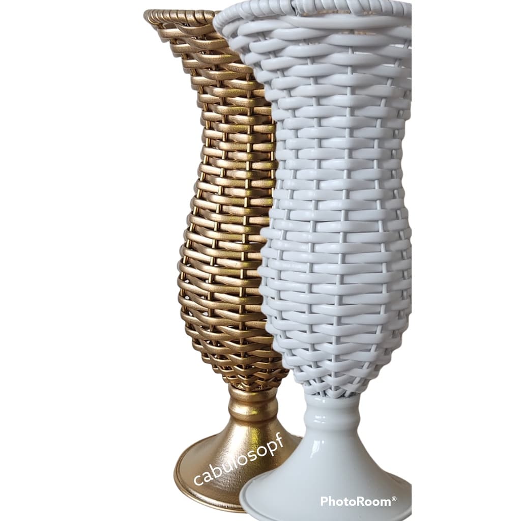 2 Vaso de mesa tipo taça dourada e branco 30cm