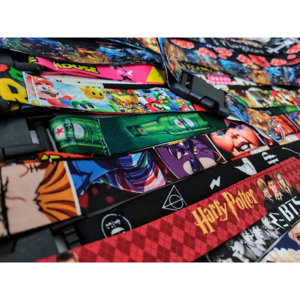 Kit 50 Cordões para Chaveiro com Engate Personagens