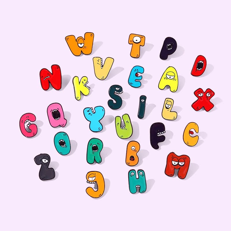 Broche Com 26 Letras Do Alfabeto Inglês Esmaltado Mochila Liga Metálica