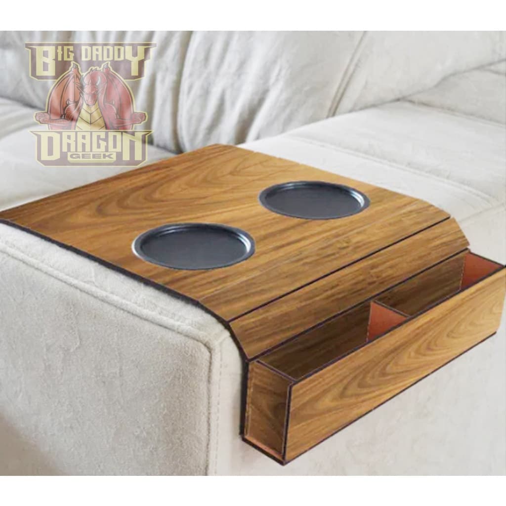 Bandeja Esteira Flexível  com Porta Copos E Porta Controles para braço de sofa, suporte controle e celulares escuro e cl