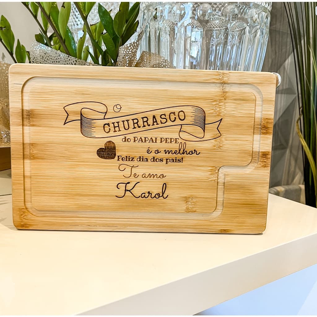 Tábua de Corte em Bambu 32x20,5cm Personalizada