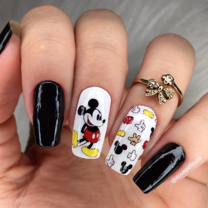 Película de unha mickey cartela com 12 adesivos DVS - 119 Adesivos,películas,unhas,nails art,unhas decoradas