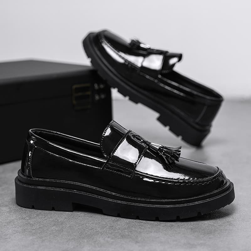 Novo Luxo Brilhante Sapatos Formais Masculinos Borla Mocassim Durável Trabalho Negócios Casamento Anti Deslizamento