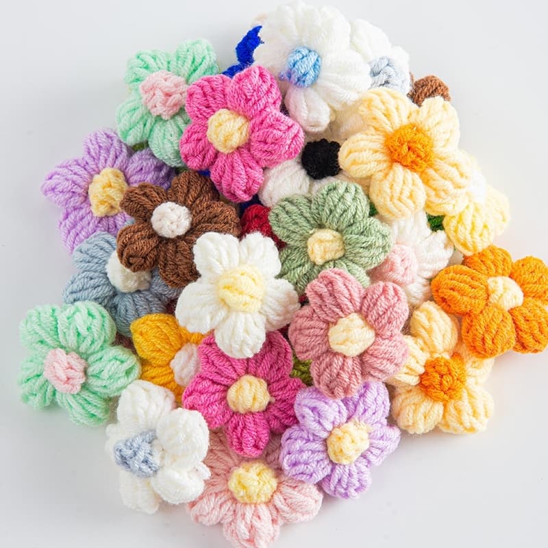 20Pcs 4cm Fios De Lã Feitos À Mão Flores De Fio Para Bricolage Puff Flower Appliques Headwear Acessórios Clipes De Cabelo Sacos Sapatos Artesanato Decoração