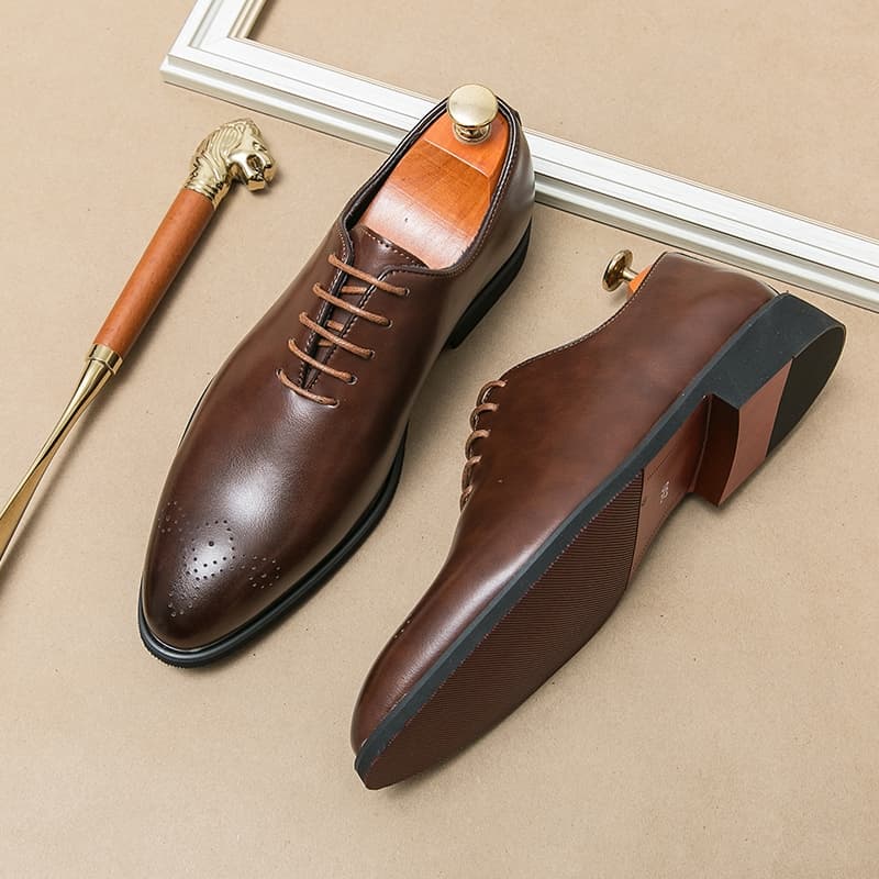 Luxo Nova Moda Formal Masculino Vestido Sapatos Apontou Toe Oxfords Rendas Até Bonito Casamento Respirável