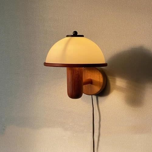 Arandela em madeira maciça com cúpula de vidro fosco formato cogumelo luz quente para cabeceira estilo japonês wabi sabi