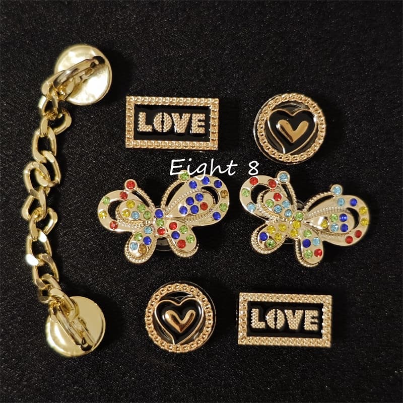 7 Pçs/set Ouro Preto Cor Diamante Borboleta Série Acessórios De Sapato Letras Designs Fivela DIY Encantos Para Sapatos E