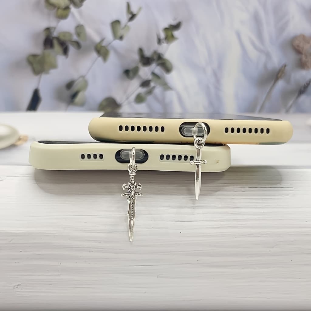 Plugue Anti-poeira para celular, faça você mesmo, Mini espada retrô, pingente, decoração de celular, plugue antipoeira