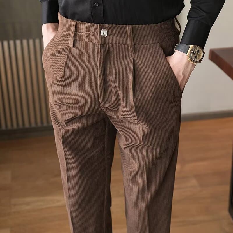 Outono calças de veludo masculino cinco cores 28-38 versão coreana na moda pés pequenos calças casuais negócios masculin