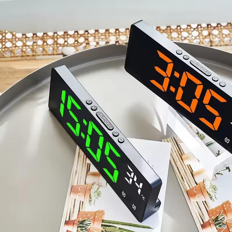 Criativo Despertador LED Digital Relógio Eletrônico Backlight Nightlight Grande Número Calendário De Temperatura Decoraç