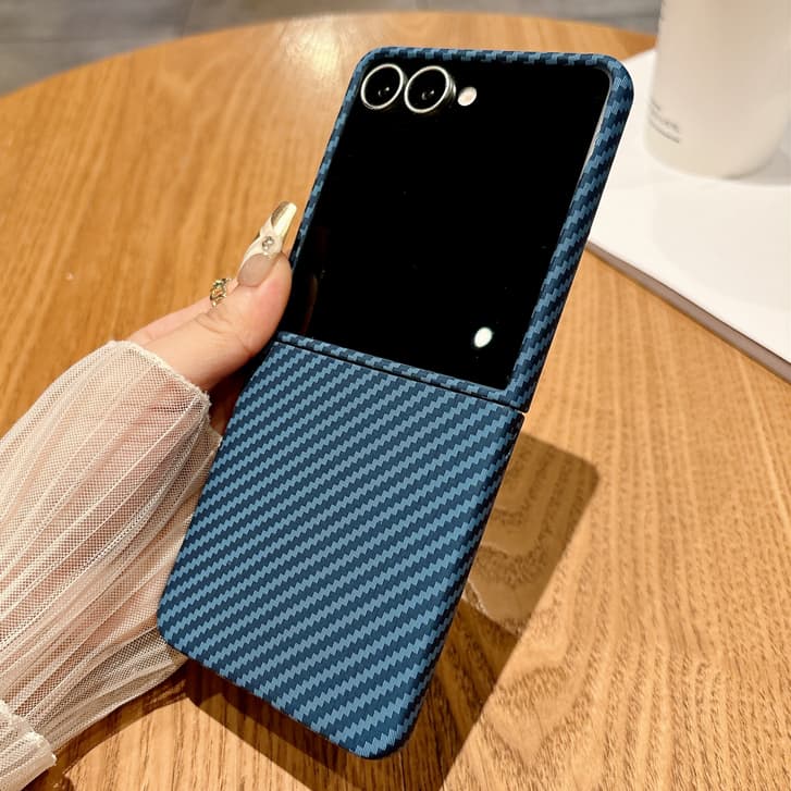Capa De Telefone Dobrável De Carregamento Sem Fio De Aramida Ultrafina Para Samsung Z Flip 7 7FE/6 5 4 3