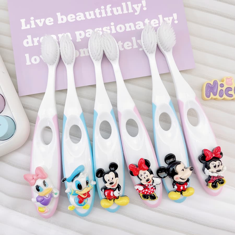 Escova de dentes infantil de 3 a 6 anos, Mickey Minnie, cerdas macias, proteção Premium para gengivas, proteção para os