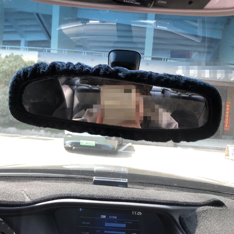 Criativo de pelúcia espelho retrovisor do carro capa protetora bonito personagem dos desenhos animados decoração feminin