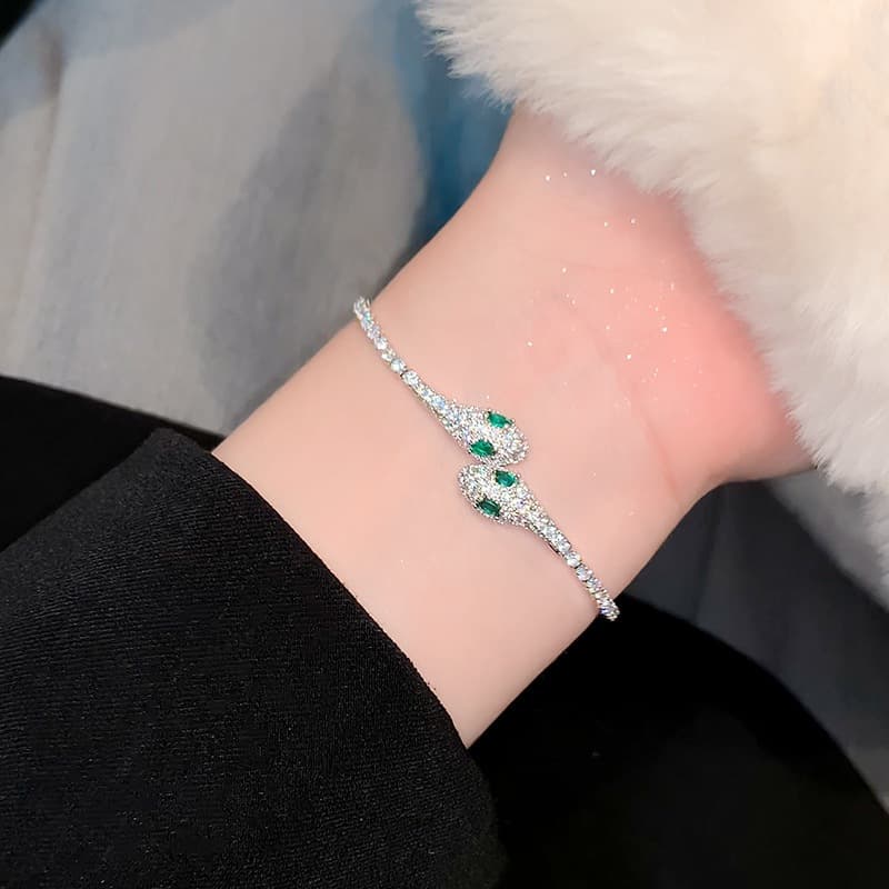 Pulseira de diamante em forma de cobra de luxo, joias retrô requintadas para namorada, Design de cobra pequena, joias de