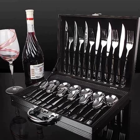 Kit Faqueiro Maleta De Talheres Inox 24 Peças Com Dourado Chique Com Maleta