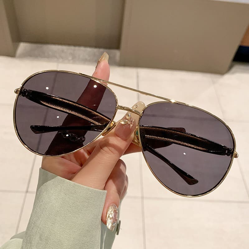 Piloto Bi-Metal Óculos de Sol Feminino UV400 Atitude Retrô Look Fashion Festa Para Jovem Moderna 1 Par