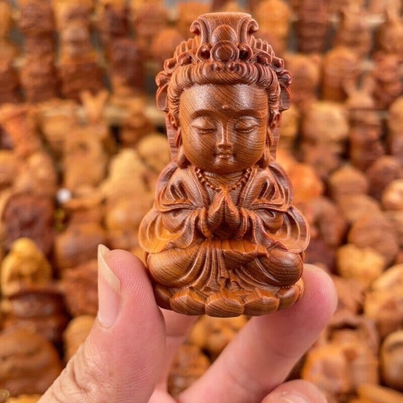 Estátua de Buda Guanyin Ornamentos de madeira maciça Decoração de mesa interna