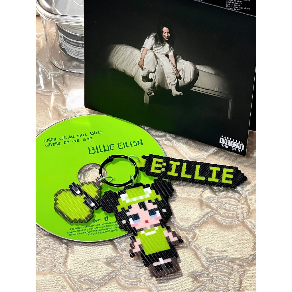 Billie Eilish Chaveiro de desenho animado Doudou diy feito à mão chaveiro caseiro mochila pingente estrela mercadoria