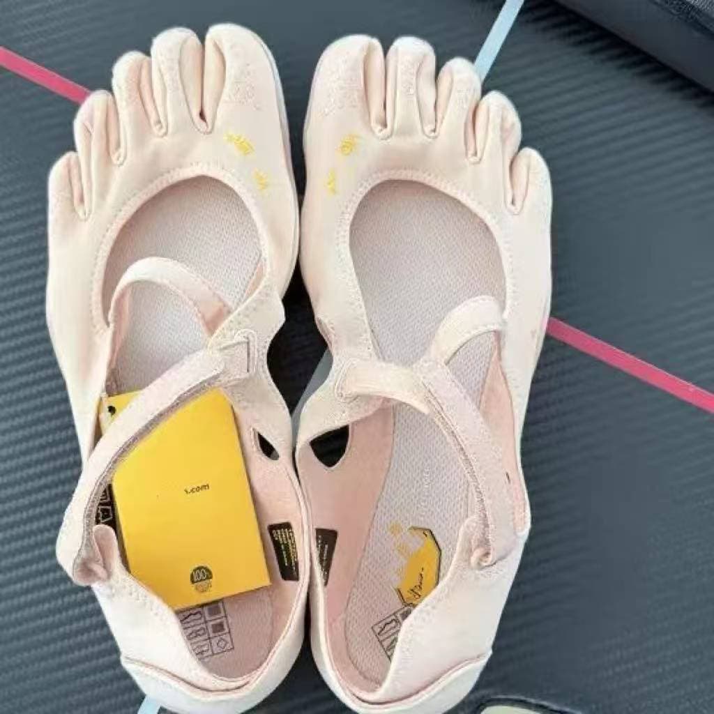 Sapatos de cinco dedos femininos novo estilo ginásio treinamento Yoga abrangente sapatos de dança de sola macia interior