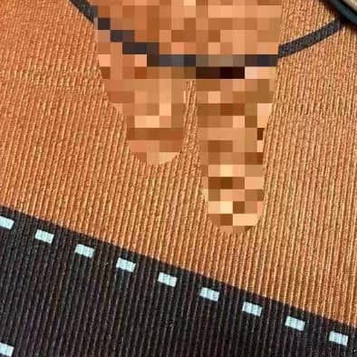 Chinelos femininos verão novo estilo Casual chinelos planos de sola grossa passeio praia homens mulheres mesmo estilo bl