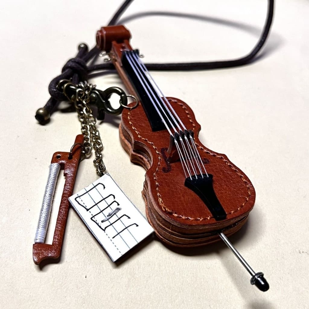 Chaveiro de Violino Miniatura em Couro, Pingente para Bolsa, Acessório Retro para Fãs de Música