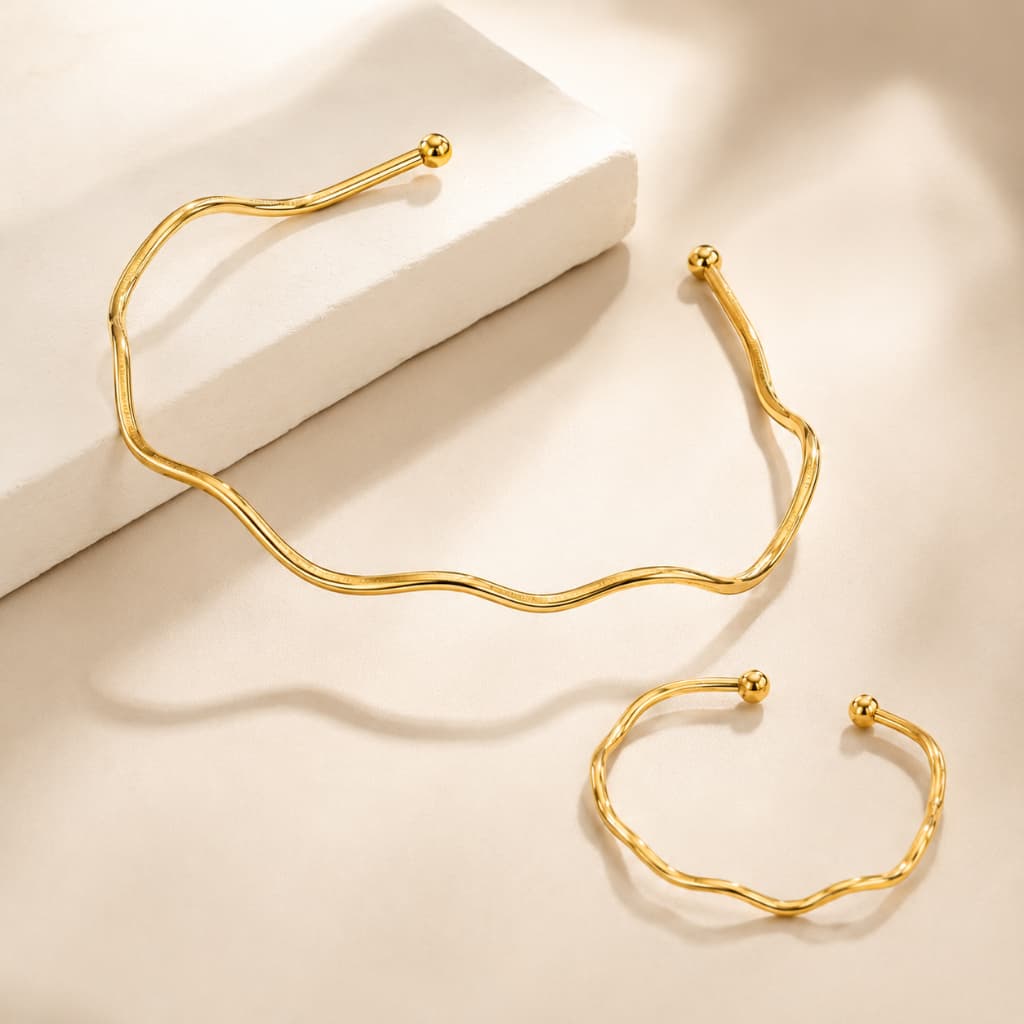 Choker e Pulseira Aro Ondulado – Folheado Dourado – Feminino Ajustável e Antialérgico
