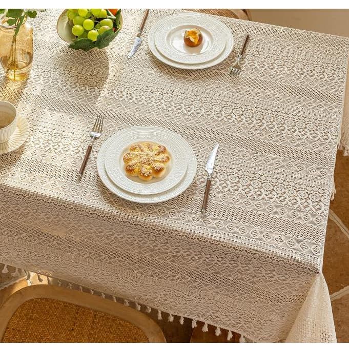 Toalha de mesa elegante com detalhes em renda durável, fácil de limpar e confere um toque aconchegante à sua decoração