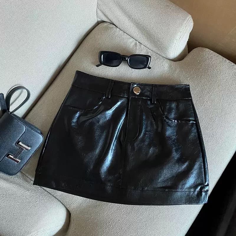 [Recomendação De Moda] Saia Plus Size , Cintura Alta , Fina , Anti-Transparência , Couro PU Preto , Shorts De Quadril