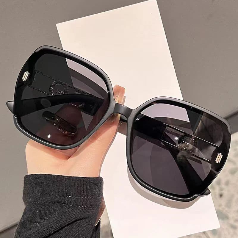 Óculos de sol da moda de cor preta Anti-ultravioleta feminino protetor solar HD óculos de sol masculinos ao ar livre