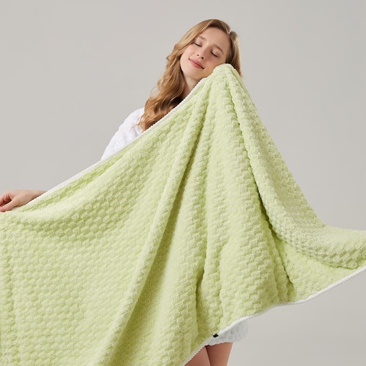 JoyMart Coral Fleece Toalha de banho de cor sólida Toalha de banho de lã em nuvem 2 tamanhos Toalha de mão Super absorve