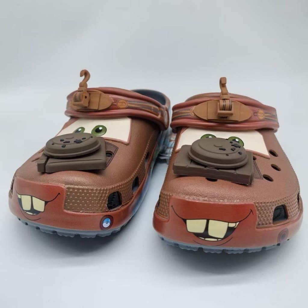 Tendência Da Moda Sandálias De Desenho Animado , Sapatos De Praia , Chinelos Adultos McQueen
